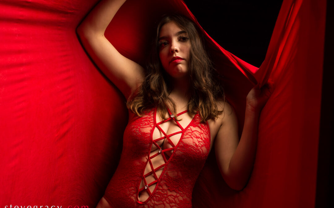 Reyna Red Silk